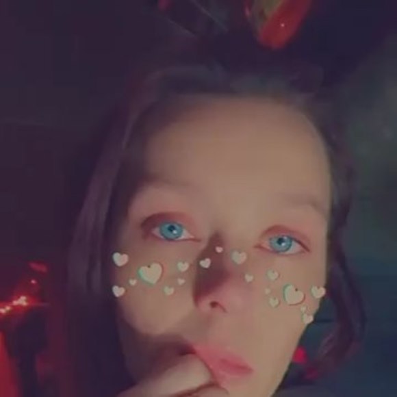 amystrouss1989